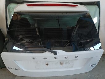 Rozpredam volvo XC60 I 2,4 d4 2008-2016 - 2
