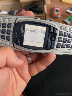 Nokia 6800 na diely / opravu - 2