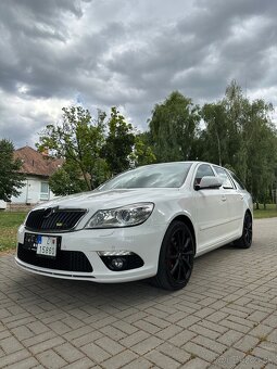 Skoda Octavia Rs 2,0Tdi 170Ps Dsg,Rv:2012 Black Optik - 2