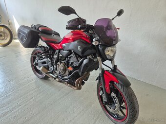 Yamaha MT-07 - 2