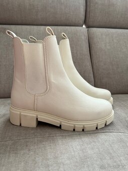 Dámske topánky Marco Tozzi, veľkosť 37, farba krémová/béžová - 2