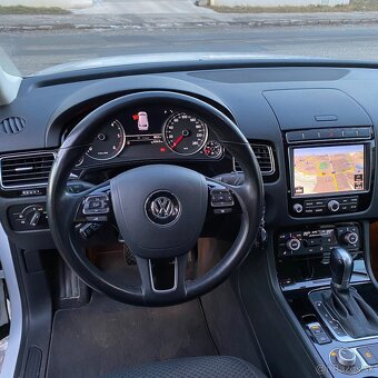 VW Touareg 2017 193kW - odpocet DPH, 212 tis. km - 2