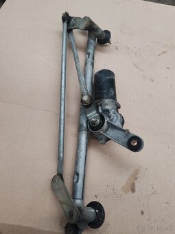 Nissan murano Z50 mechanizmus stieračov - 2