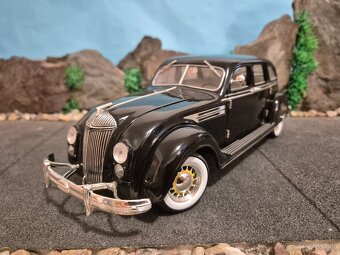 Prodám model 1:18 Chrysler airflow 1936 - 2