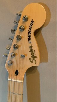 Elektrická gitara Fender Squier Strat, Kombo Orange a ďalšie - 2