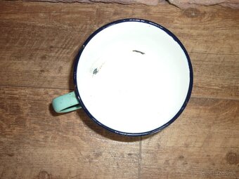 Smaltovaný hrnček - 2