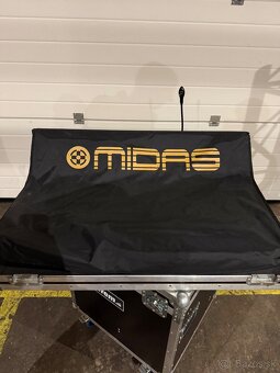 Midas M32 - 2