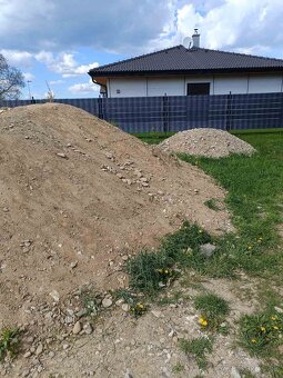 Stavebná hlina-suť - 2