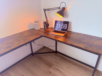 Kancelársky stôl - 2