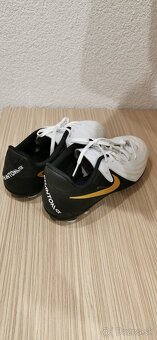 Kopačky nike - 2