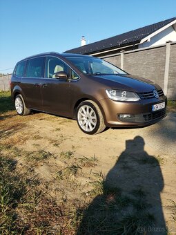 Volkswagen Sharan 2,0TDI Highline - 2