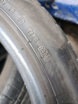 Pirelli Cinturato P7 245/40 R18 - 2