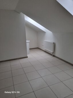 Zlaté Moravce-prenájom komerčných priestorov - 2