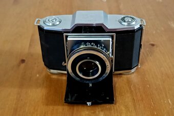 Starý fotoaparát ZEISS IKON (cca 1950) - 2