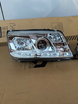 Predne led svetla pre VW Bora chromove - 2