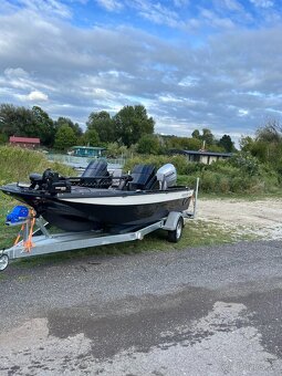 Rybársky motorový čln PREDATOR PRO 570 - 2