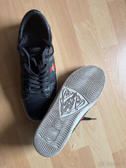 predam tieto luxusne tenisky Gucci velkost 41 27cm - 2