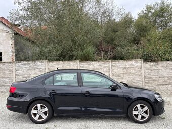 Volkswagen Jetta 1.6 TDI Comfortline - 2