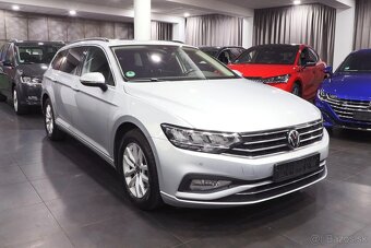 Volkswagen Passat B8 Variant 2.0 TDI 110kW DSG automat - 2