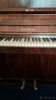 Klavir Petrof - 2