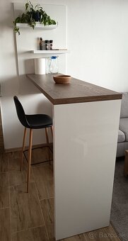 Barový stôl - 2