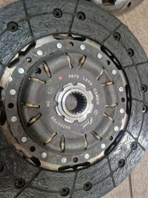 Spojka pre.FIAT SEDICI.1.9 88kw - 2