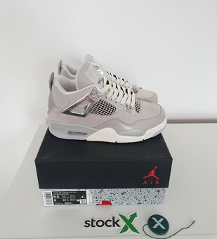 Air Jordan 4 Frozen Moment - 2