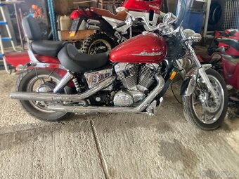 Honda Shadow 1100 Díly - 2