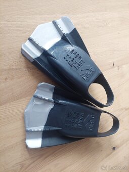 Plavecke plutvy Arena 38-39 - 2