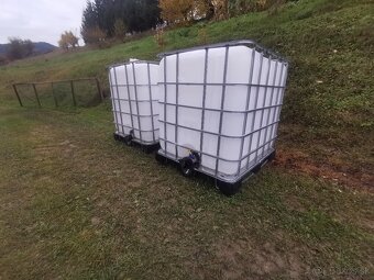 1000 litrova nádrž, ibc kontajner - 2