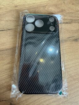 Apple 17 Pro kryt magsafe - 2