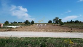 PREDÁM POZEMOK VEĽKÉ KOSTOĽANY - 2