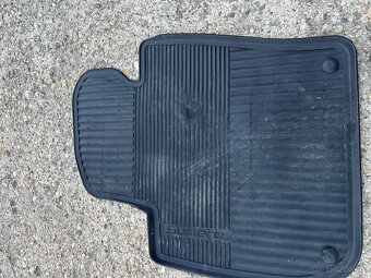 Škoda superb gumené rohože - 2