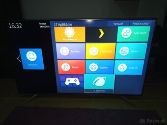 Hisense 65" 4K UHD - 2
