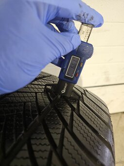 Zimné Pneu Bridgestone Blizzak LM001 255/55 R19 - 2