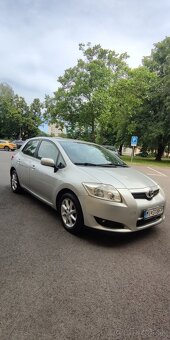 Toyota Auris 1.4D - 2