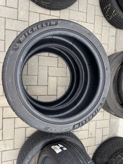 275/35R19 Michelin - 2