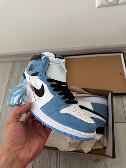 Air Jordan 1 Retro High OG University Blue - 2