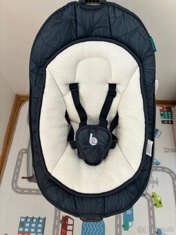 BABYMOOV hojdačka SWOON MOTION BLUE PETAL - 2