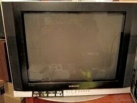 Predam TV Samsung 70 cm.uhlopriecka.za 19e.celkom novy set t - 2