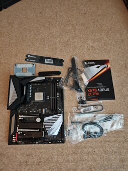 AORUS X570 ULTRA + AMD Ryzen 7 3700X - 2