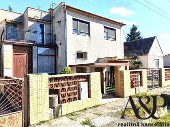 NA PREDAJ 5 IZB. RODINNÝ DOM S GARÁŽOU, POZEMOK 2969M2, SENI - 2
