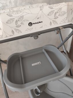 PETITE & MARS Prebaľovací pult s vaničkou Spa 3v1 - 2