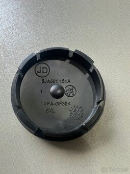 Krytky na disky elektrony Škoda + ventilkové krytky - 2