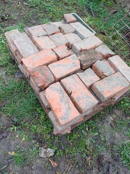 Darujem tehly za odvoz - 2