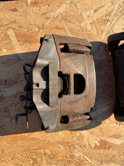 Audi a6 C6 2.7 TDI 3.0 TDI brzdy - 2