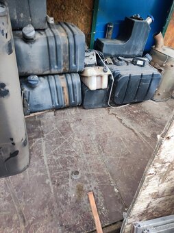 Iveco EuroCargo Adeblu plus nádrž - 2