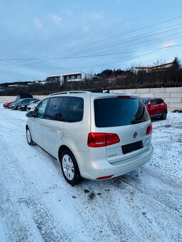 ✅ Volkswagen Touran Xenon - 2
