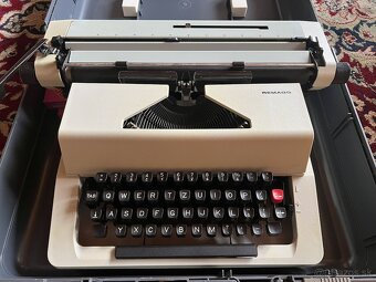 Písací stroj Remagg - 2