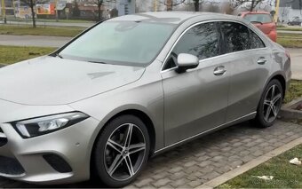 Mercedes A180d Limuousine progressive - 2